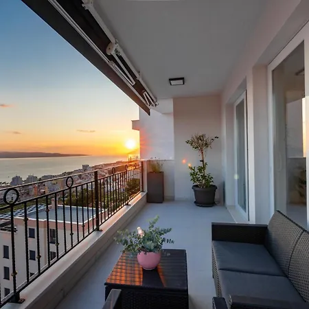 Smaragd - 150m2 - New Penthouse With Amazing Sea View, Panoramic Elevator And Shared Pool