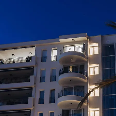 Smaragd - 150m2 - New Penthouse With Amazing Sea View, Panoramic Elevator And Shared Pool דירה *