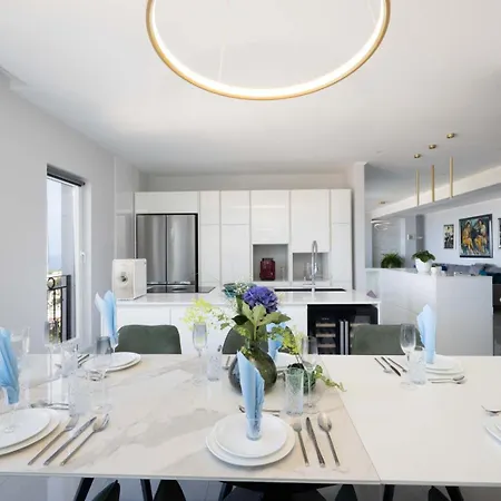 Smaragd - 150m2 - New Penthouse With Amazing Sea View, Panoramic Elevator And Shared Pool דירה