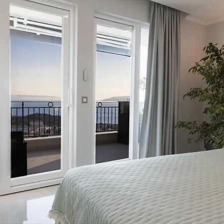 דירה Smaragd - 150m2 - New Penthouse With Amazing Sea View, Panoramic Elevator And Shared Pool